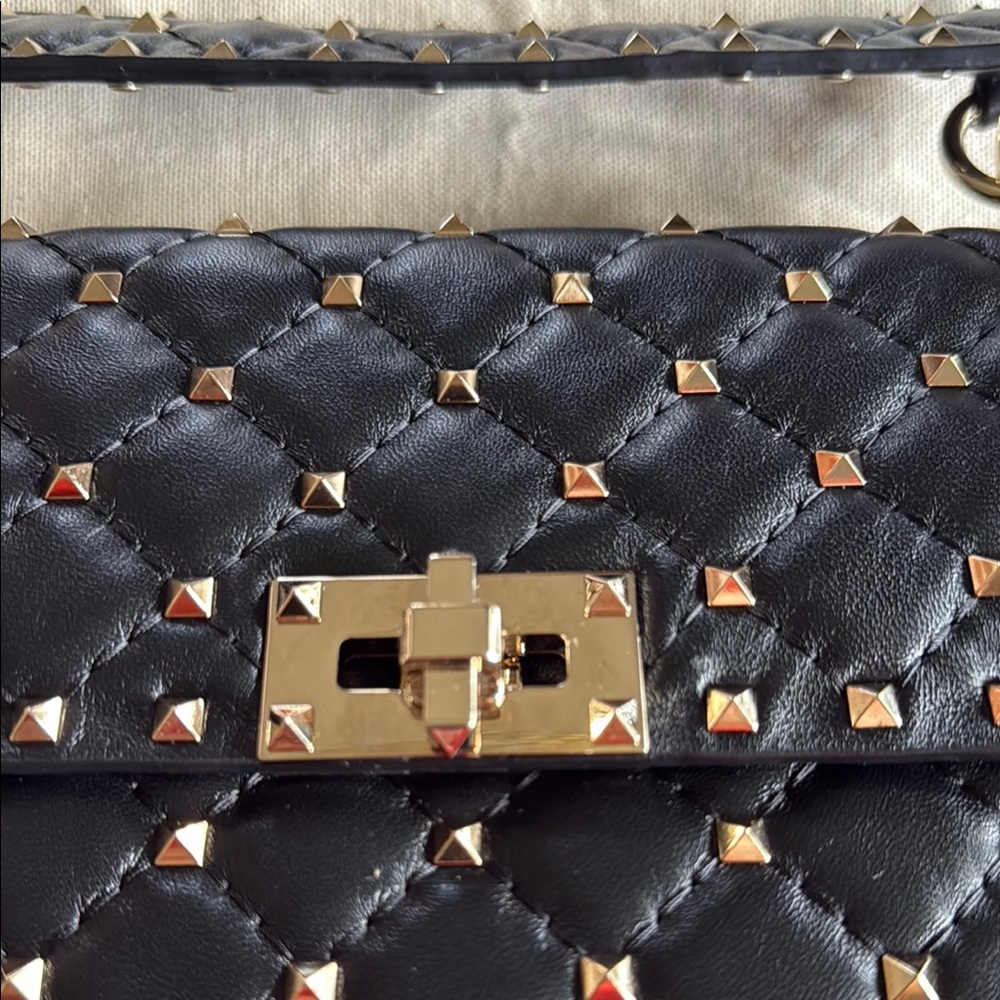 Valentino Garavani Black Quilted Nappa Rock-stud cross body Bag - Picture 7 of 15